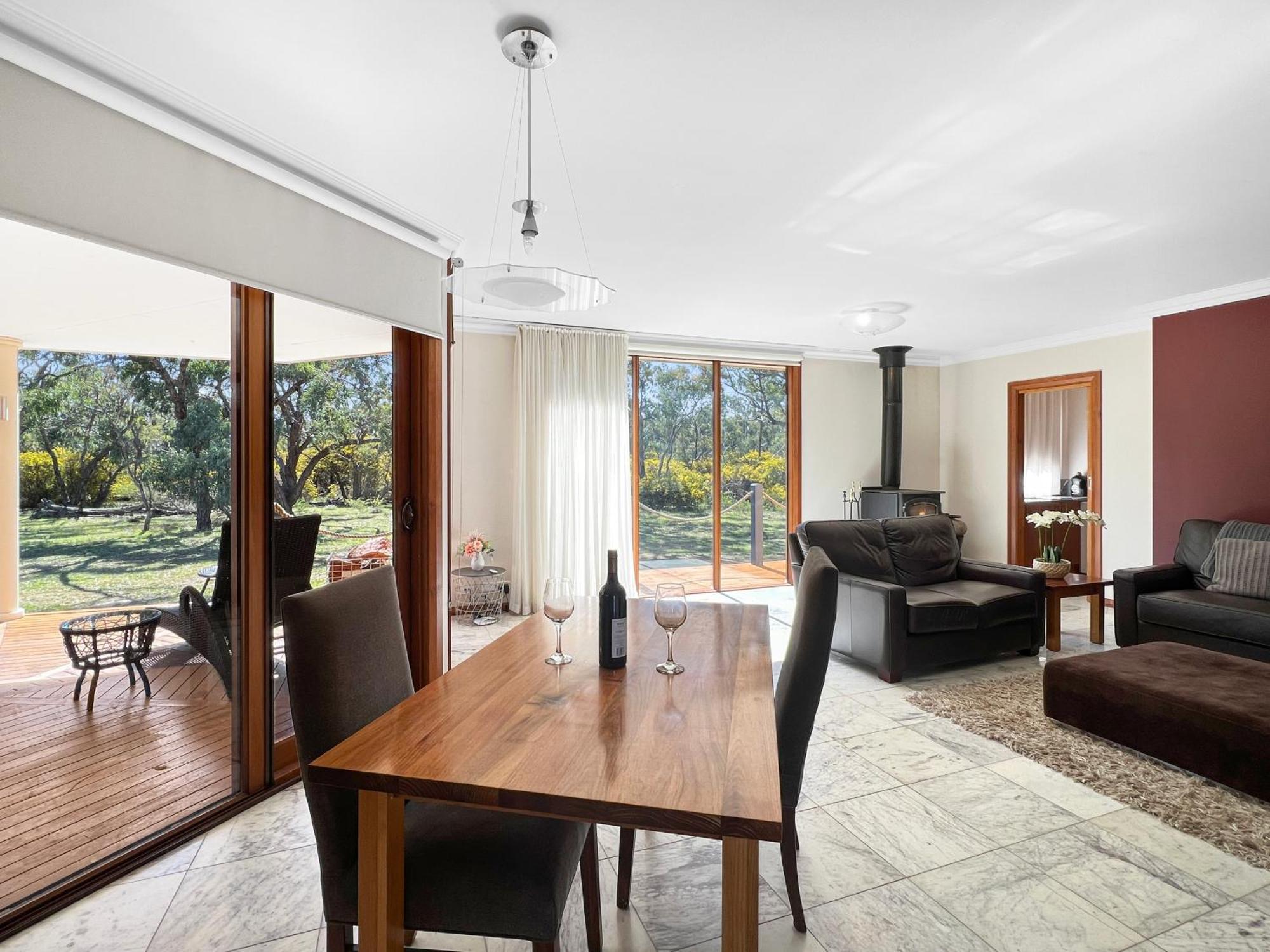 Aurora Cottages Bush Retreat Pomonal Bagian luar foto