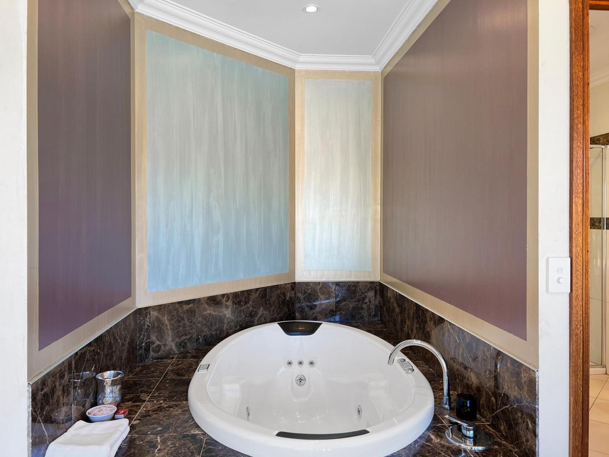 Aurora Cottages Bush Retreat Pomonal Bagian luar foto