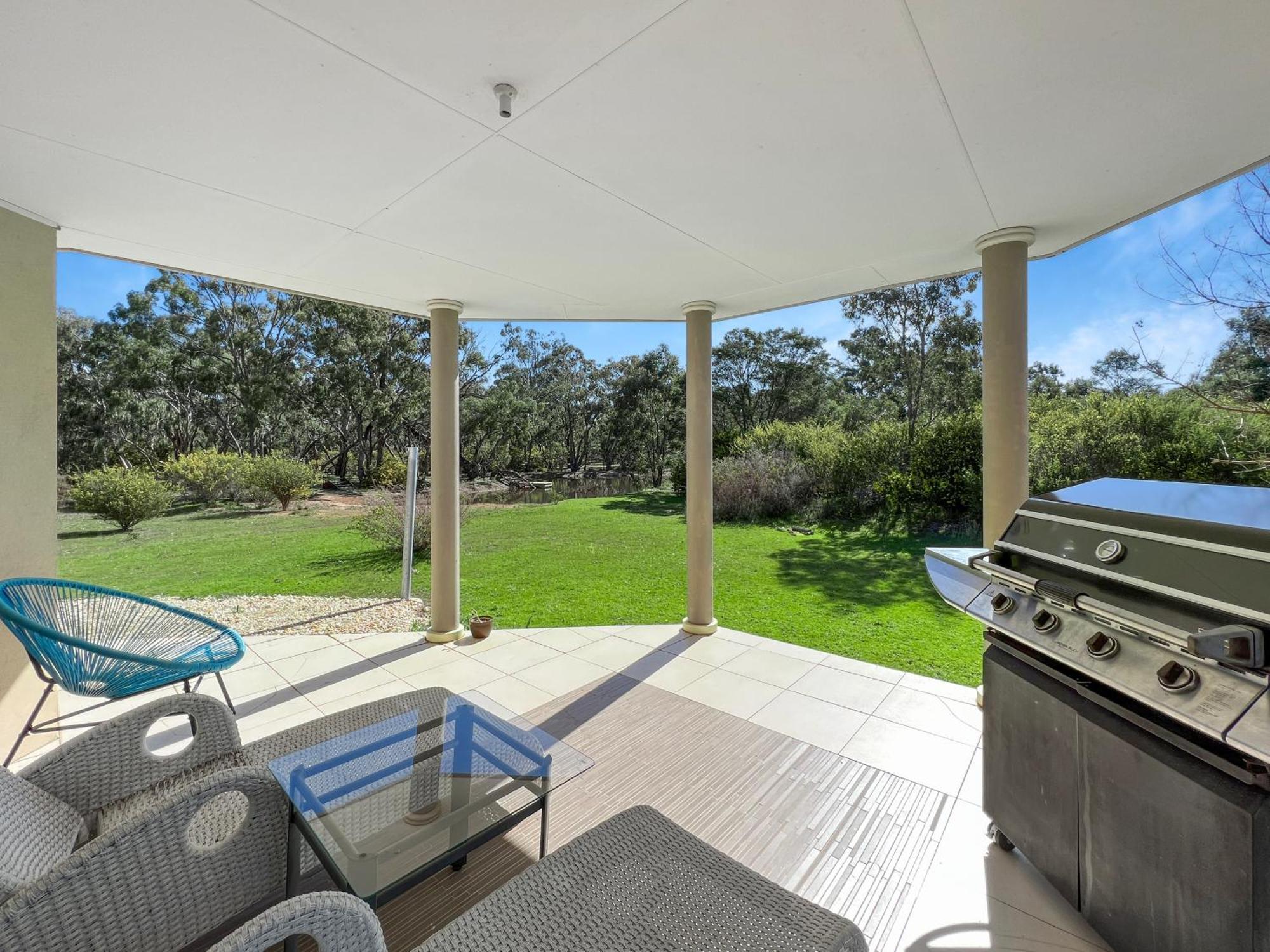 Aurora Cottages Bush Retreat Pomonal Bagian luar foto