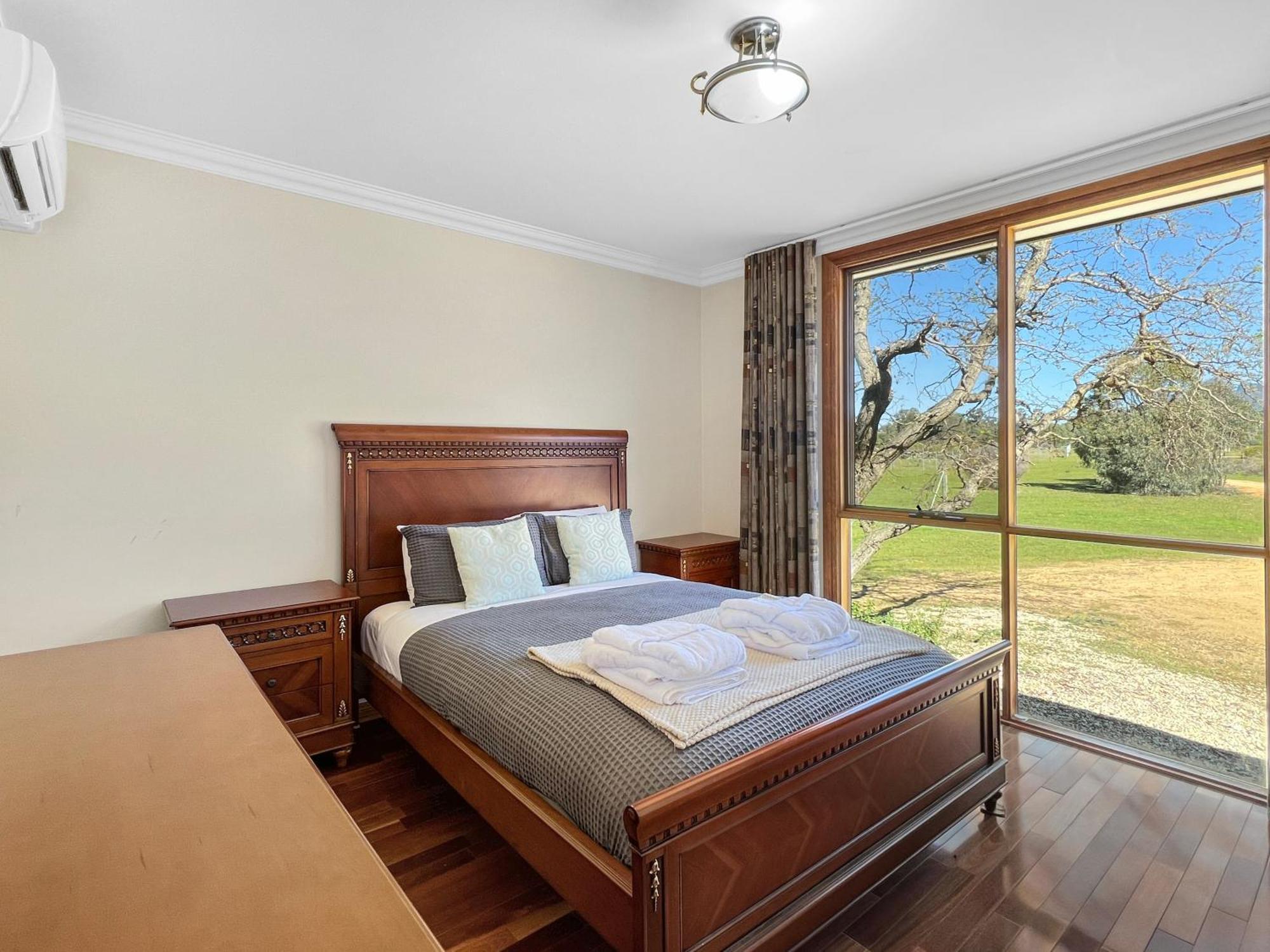 Aurora Cottages Bush Retreat Pomonal Bagian luar foto