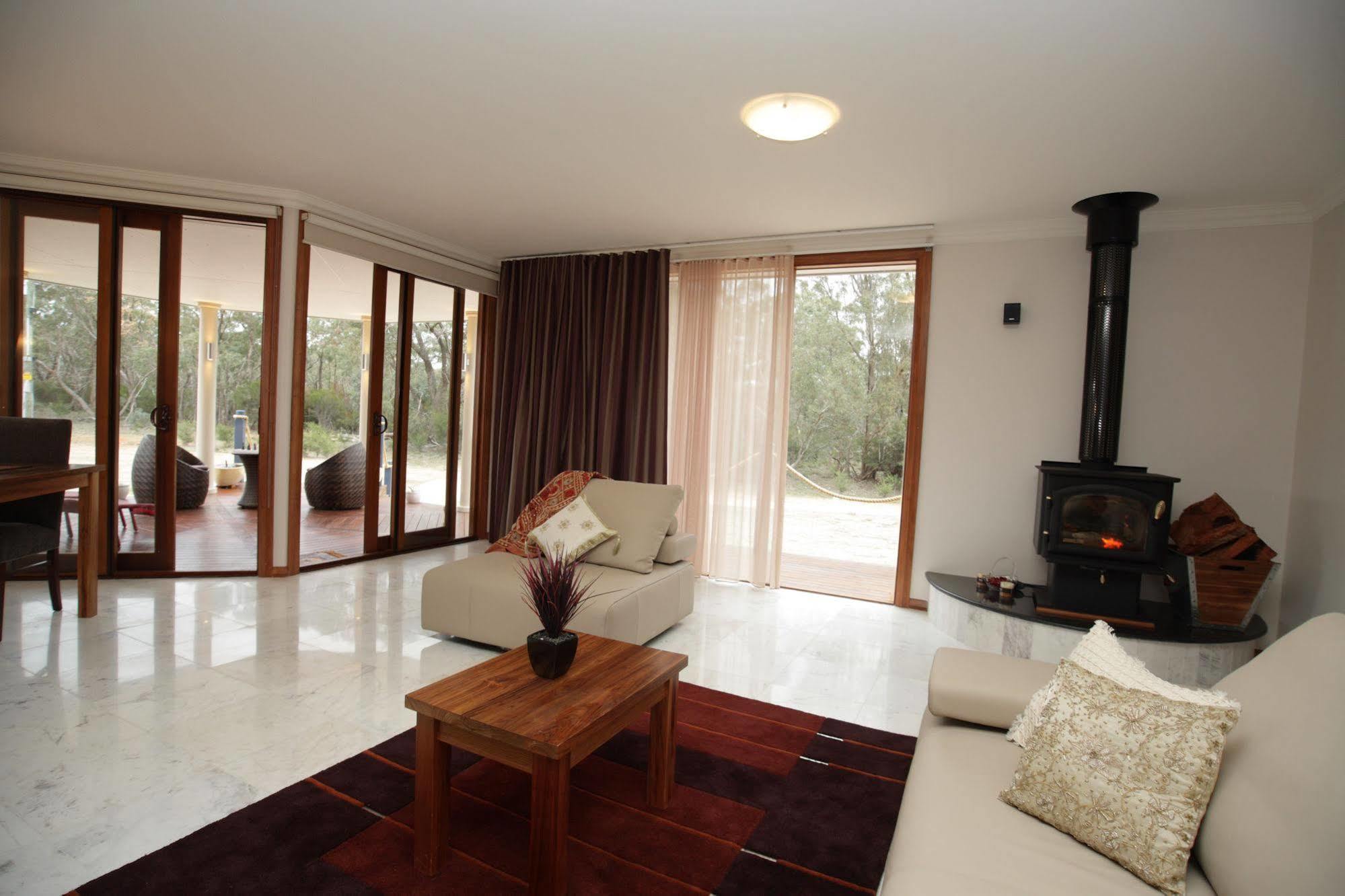 Aurora Cottages Bush Retreat Pomonal Bagian luar foto