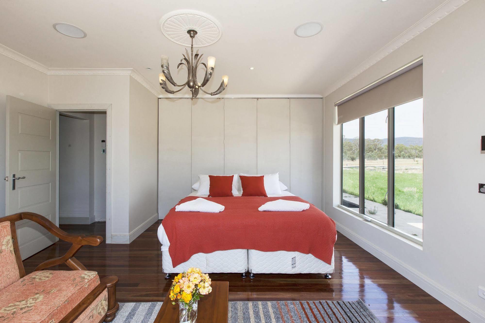 Aurora Cottages Bush Retreat Pomonal Bagian luar foto